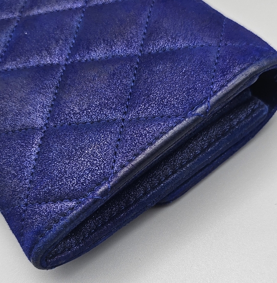 🩶CHANEL Authentic Suede Wallet/Clutch🩶 - Picture 12 of 17